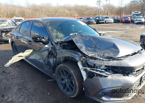 2024 Honda Civic Sport z USA, uszkodzony, nr VIN 2HGFE2F54RH532601